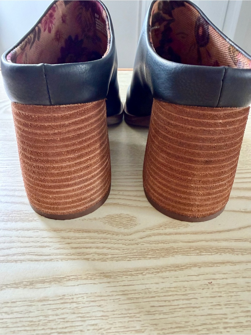 KORKS Black Leather Slip-On Mules - Picture 3 of 4